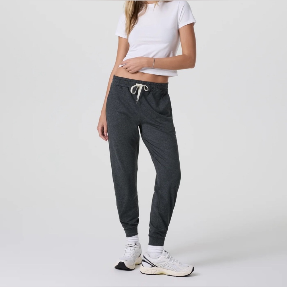 VUORI Performance Jogger / Charcoal Heather / Size S